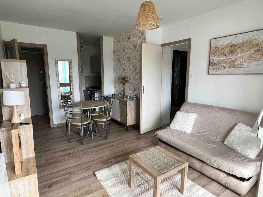 Appartement A 100 M De La Plage St Hilaire De Riez Les Becs Saint-Hilaire-de-Riez Exterior photo